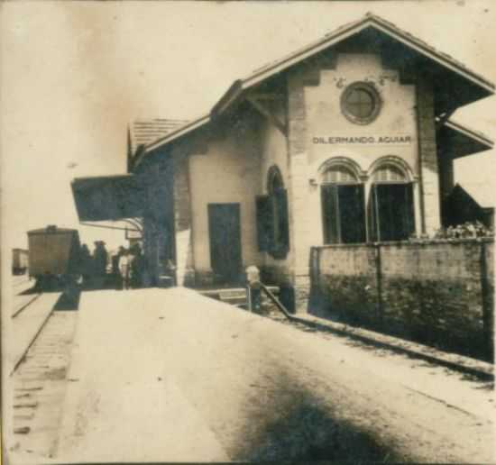 PRIMEIRA ESTAAO FERROVIRIA EM 1890, POR OVIDIO BORTOLOTO - DILERMANDO DE AGUIAR - RS