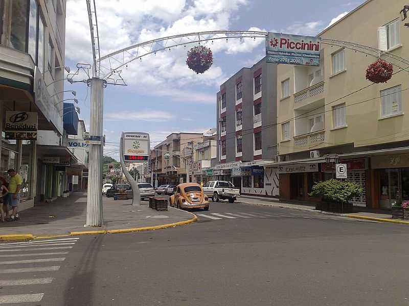 ENCANTADO-RS-CENTRO DA CIDADE-FOTO:TIAGOZFOTOS - ENCANTADO - RS