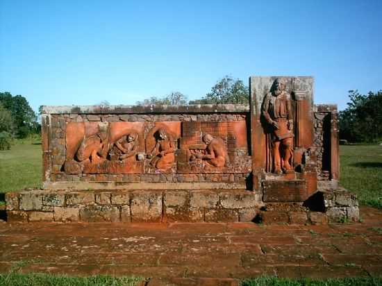 MONUMENTO  EM SO JOO BATISTA, POR TNIA MARIS SCOLA - ENTRE-IJUS - RS