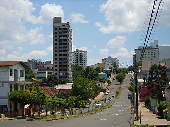 ERECHIM-RS-AVENIDA CENTRAL-FOTO:AURI BRANDO - ERECHIM - RS