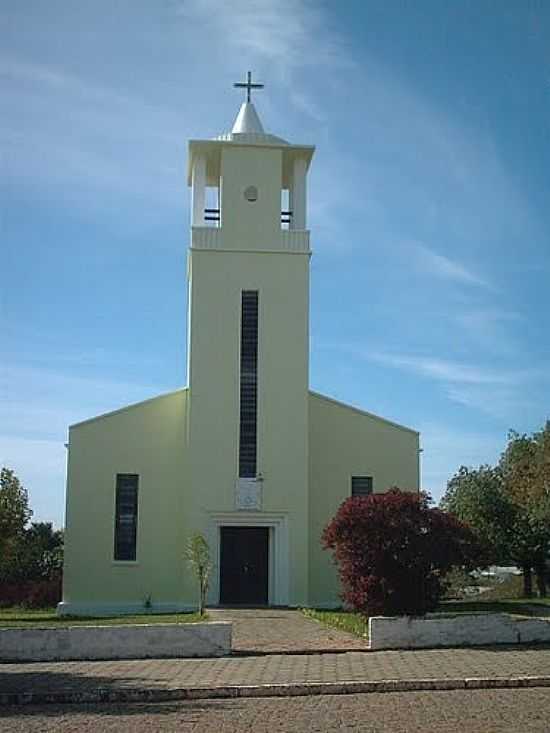 IGREJA LUTERANA EM FORMIGUEIRO-RS-FOTO:GUILHERME VARGAS SIM - FORMIGUEIRO - RS