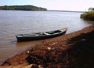 CHALANA NO RIO URUGUAI, POR NEI EDGAR PIRES OLIVEIRA - GARRUCHOS - RS