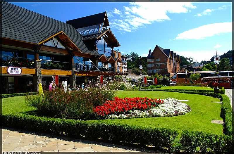 GRAMADO-RS-PRAA AO LADO DA IGREJA-FOTO:SUNRISER - GRAMADO - RS