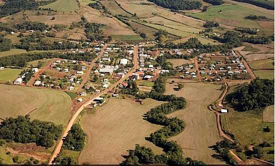 VISTA AREA DE GRAMADO DOS LOUREIROS-FOTO:P.M. - GRAMADO DOS LOUREIROS - RS