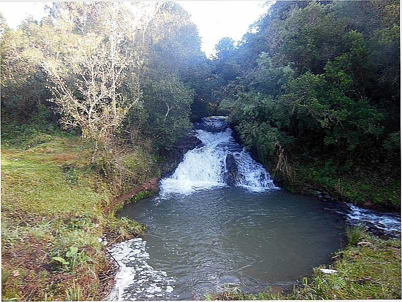 CASCATA DO COTOVELO - GRAMADO XAVIER - RS