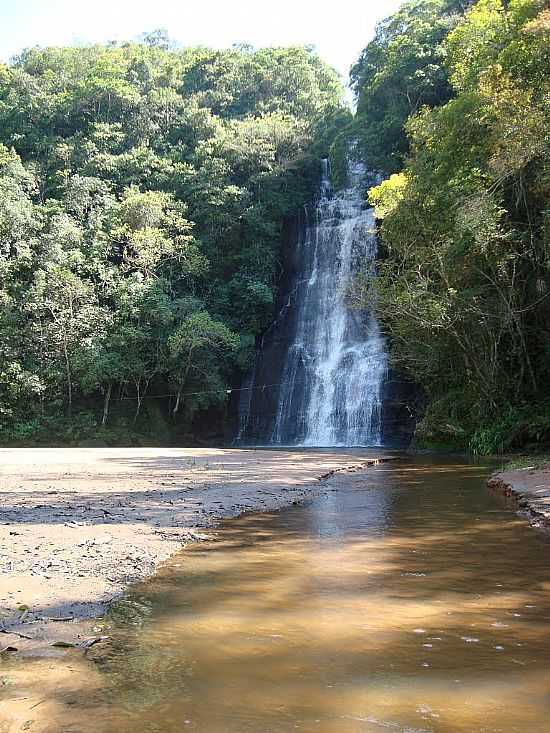 GRAVATA-RS-CACHOEIRA-FOTO:J.TADEU - GRAVATA - RS