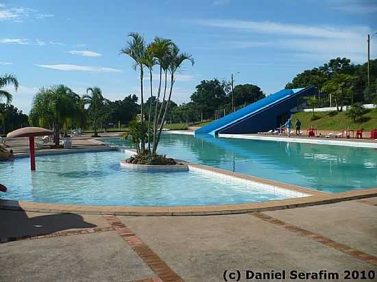 GRAVATA-RS-PISCINA NO PARQUE AQUTICO BRASIL AQUAPARK-FOTO:DANIEL.SERAFIM - GRAVATA - RS