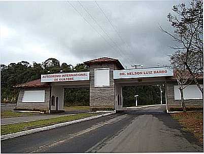 PRTICO DO AUTDROMO-FOTO:PCRAPAKI - GUAPOR - RS