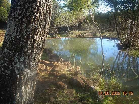 ITACURUB-RS-LAGOA NA VILA CNDIDA VARGAS-FOTO:JULIUS_PATRICIUS - ITACURUBI - RS