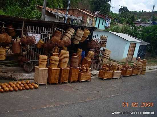 FEIRA DE ARTESANATO EM LAJE-BA-FOTO:ALEPOLVORINES - LAJE - BA