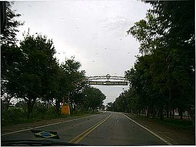 ACESSO  ITAQU-KIDMEDIO - ITAQUI - RS