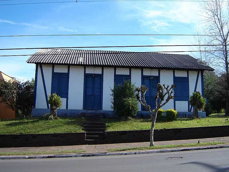 IVOTI-RS-CASA EM ESTILO ENXAIMEL-FOTO:DIEGO CARRARO - IVOTI - RS