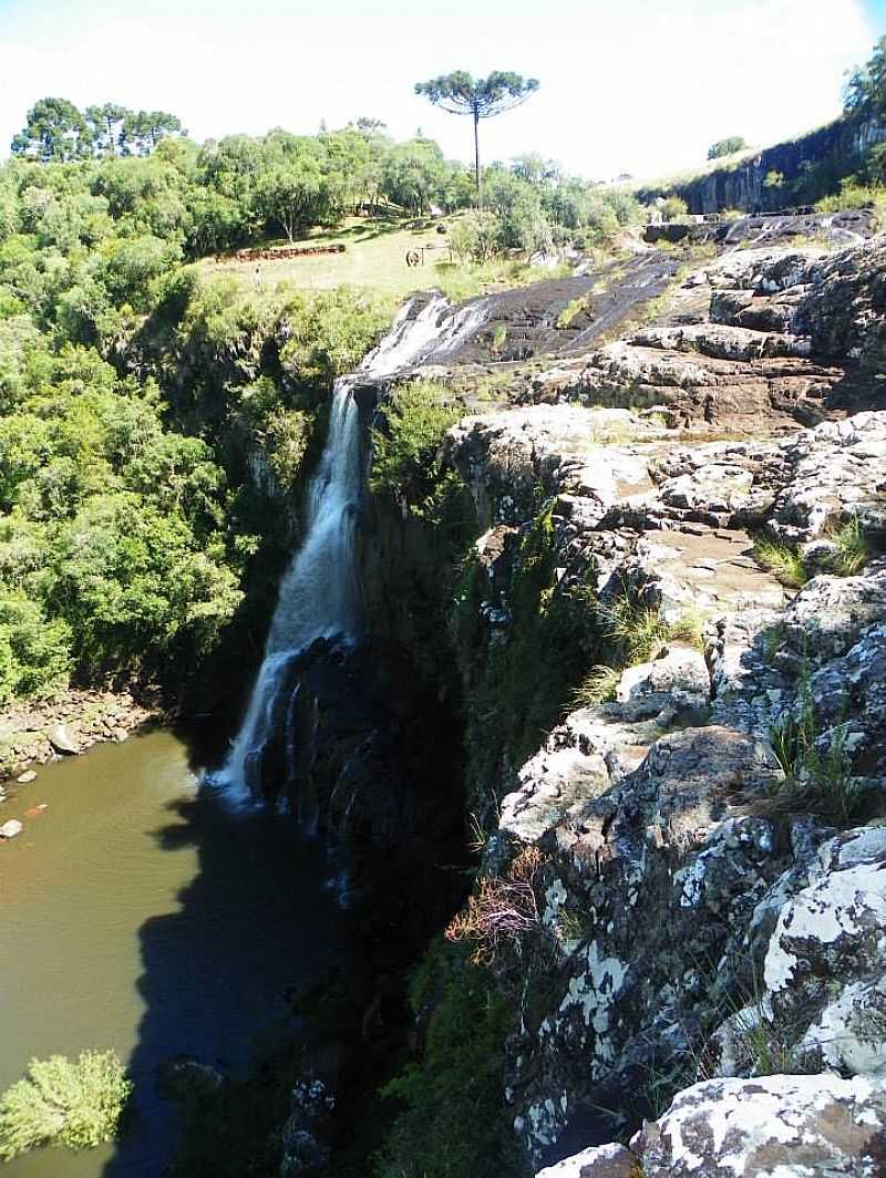 CASCATA PRINCESA DOS CAMPOS  - JAQUIRANA - RS