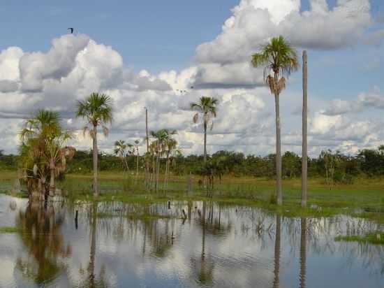 LAGO EM JARI-FOTO:GUILHERME BECKER MOREIRA - JARI - RS