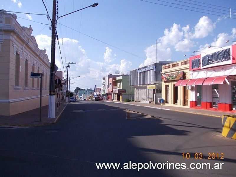 JULIO DE CASTILHOS-RS-RUA DA CIDADE-FOTO:ALEPOLVORINES - JLIO DE CASTILHOS - RS