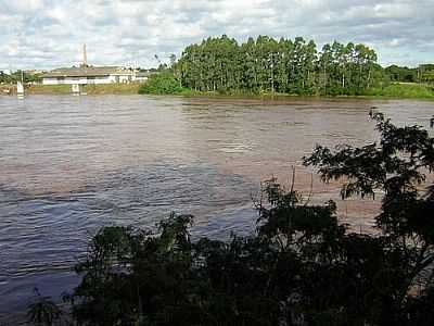 RIO TAQUARI VISTO DO MIRANTE-FOTO:GAUCHODORIO  - LAJEADO - RS