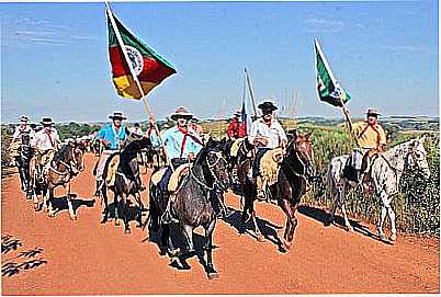 CAVALGADA DA SEMANA FARROUPILHA-FOTO:CLICKSIL  - LAJEADO DO BUGRE - RS