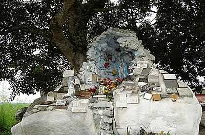 GRUTA NOSSA SENHORA DE LOURDES - LAVRAS DO SUL - RS