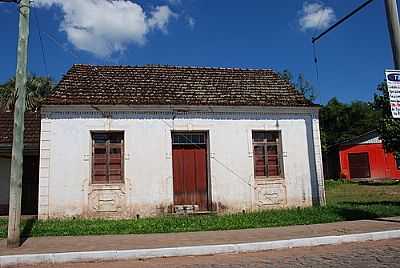 CASA PRESERVADA POR ANELISE KUNRATH - LINDOLFO COLLOR - RS