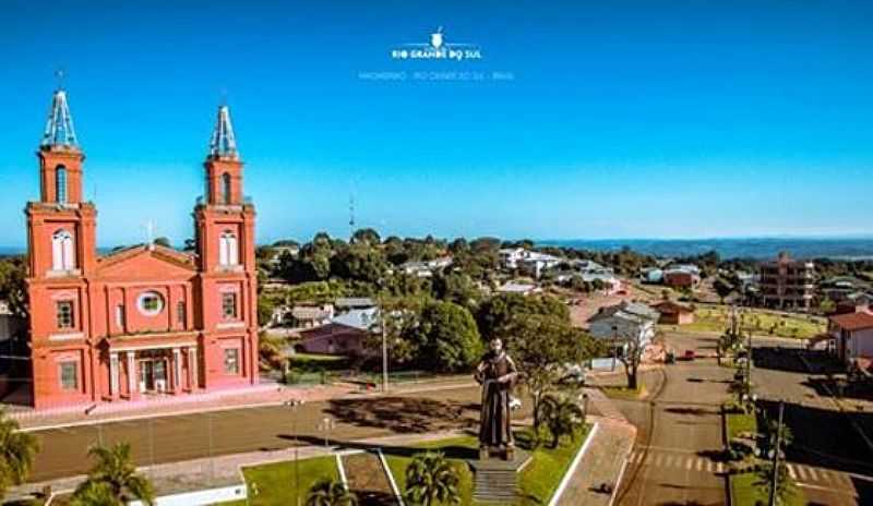 IGREJA MATRIZ DE N.SRA.DO ROSRIO - MACHADINHO - RS