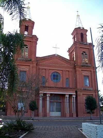 IGREJA MATRIZ POR AJBONATTO - MACHADINHO - RS