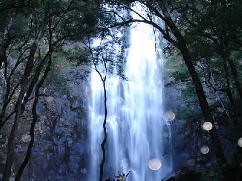 CASCATA DAS BROMLIAS - MACHADINHO - RS