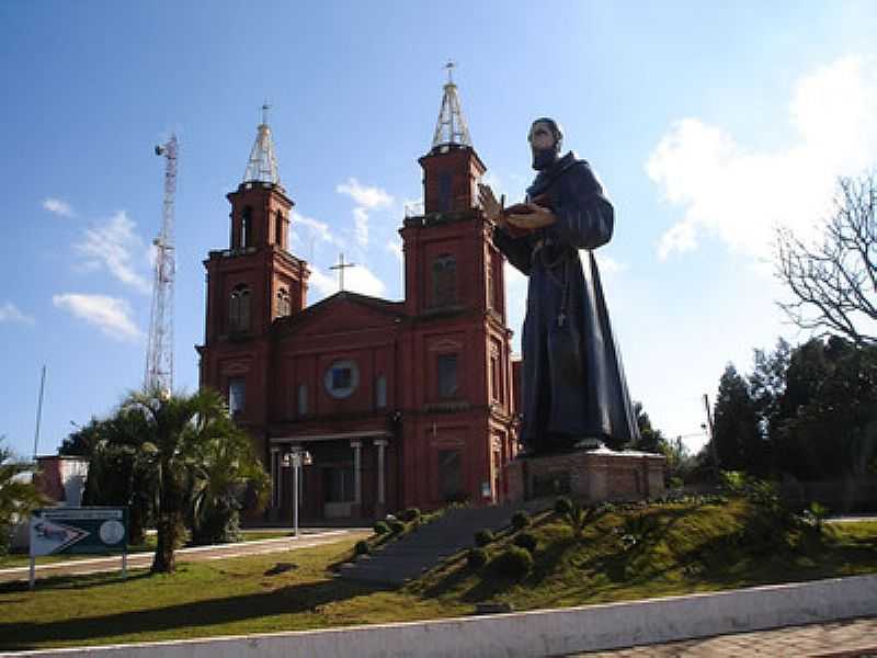 MONUMENTO FREI TEFILO - MACHADINHO - RS