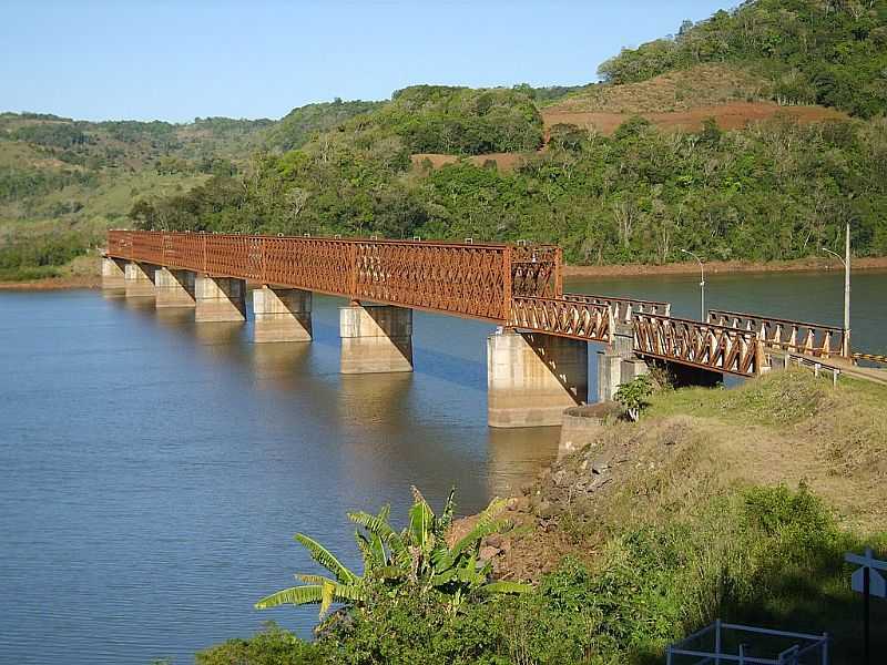 MARCELINO RAMOS-RS-PONTE FRREA SOBRE O RIO URUGUAI-FOTO:AURI BRANDO - MARCELINO RAMOS - RS