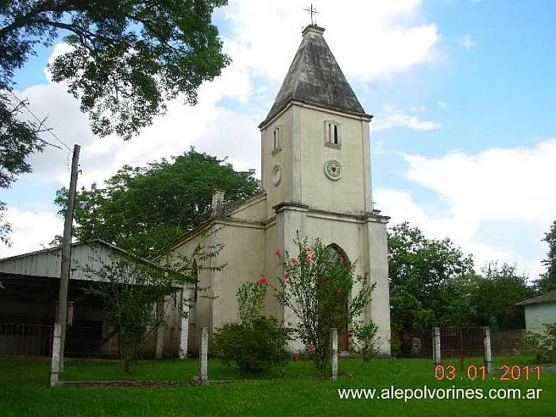 MATA-RS-IGREJA DE CONFISSO LUTERANA EM VILA CLARA-FOTO:ALEPOLVORINES - MATA - RS