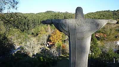 VISTA DO CRISTO REDENTOR-FOTO:UBIRAJARA CRUZ - MORRO REDONDO - RS