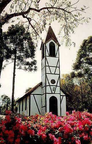 PARQUE ALDEIA DOS IMIGRANTES-CAPELA-FOTO:BY GERMANO SCHR  - NOVA PETRPOLIS - RS