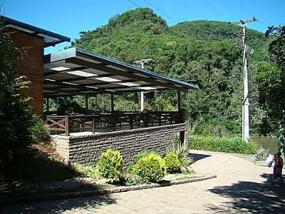 RESTAURANTE-FOTO:DARLAN CORRAL  - NOVA PRATA - RS