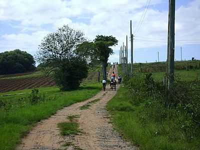 CICLISTAS-FOTO:ARCHIMEDES (MEDI) - NOVA SANTA RITA - RS