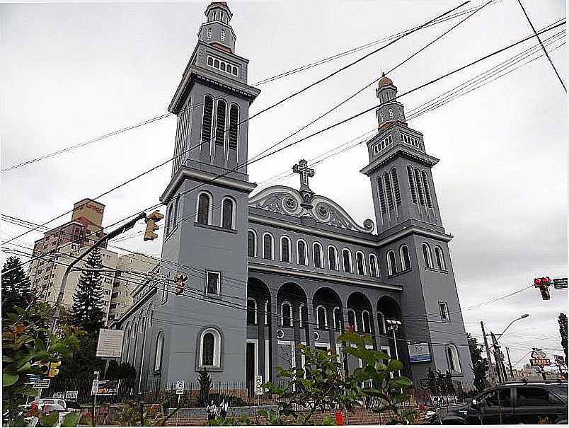 NOVO HAMBURGO-RS-CATEDRAL DE SO LUIZ GONZAGA-FOTO:PAULO YUJI TAKARADA  - NOVO HAMBURGO - RS