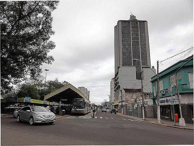 NOVO HAMBURGO-RS-RUAS CENTRAIS DA CIDADE-FOTO:PAULO YUJI TAKARADA  - NOVO HAMBURGO - RS