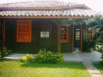 CENTRO DE ATENDIMENTO AO ECOTURISTA-FOTO:JULIANO COSTA EMMERT  - PALMARES DO SUL - RS