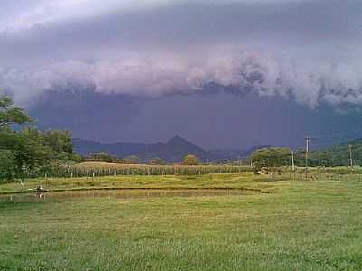 PAISAGEM/TEMPORAL-POR GILBERTO BCK - PARASO DO SUL - RS