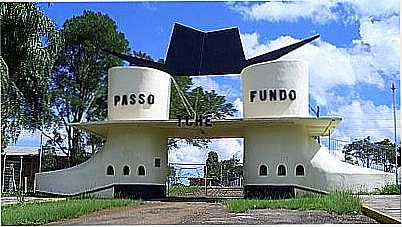 PARQUE DE RODEIOS-FOTO:DARLAN CORRAL - PASSO FUNDO - RS