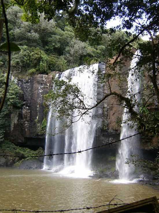 CACHOEIRA NO ECO-PARQUE TAQUARI EM PASSO FUNDO-FOTO:ELIZER JOSE DA SILV - PASSO FUNDO - RS