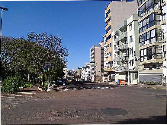 PASSO FUNDO-RS-PRAA E AVENIDA NO CENTRO-FOTO:FREDY SILVA - PASSO FUNDO - RS