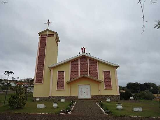 IGREJA CATLICA EM PAULO BENTO-RS-FOTO:GRIGOLO - PAULO BENTO - RS