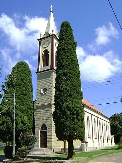 IGREJA-FOTO:ARCHIMEDES  - PINHAL ALTO - RS