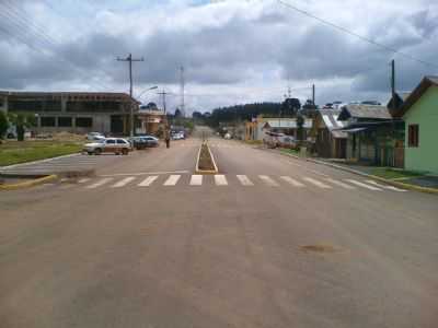 AVENIDA PRINCIPAL , POR VILSON - PINHAL DA SERRA - RS