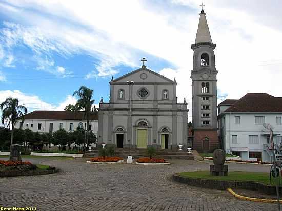 PINTO BANDEIRA-RS-IGREJA DE N.SRA.DO ROSRIO-FOTO:RENE HASS - PINTO BANDEIRA - RS