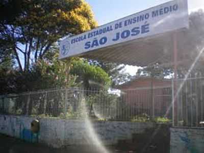 ESCOLA ESTADUAL-FOTO:ELTONSTRADA  - PONTE PRETA - RS