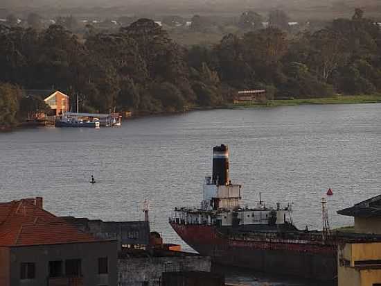 AMANHECER NO RIO GUABA EM PORTO ALEGRE-RS-FOTO:PAULO YUJI TAKARADA - PORTO ALEGRE - RS