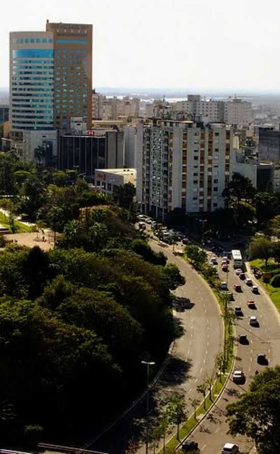 AVENIDA GOETHE PARCO EM PORTO ALEGRE-RS-FOTO:CLEBER LIMA - PORTO ALEGRE - RS