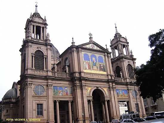 CATEDRAL DE N.SRA.ME DE DEUS EM PORTO ALEGRE-RS-FOTO:VICENTE A. QUEIROZ - PORTO ALEGRE - RS