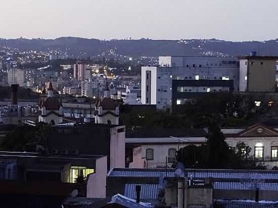 VISTA DO AMANHECER EM PORTO ALEGRE-RS-FOTO:PAULO YUJI TAKARADA - PORTO ALEGRE - RS