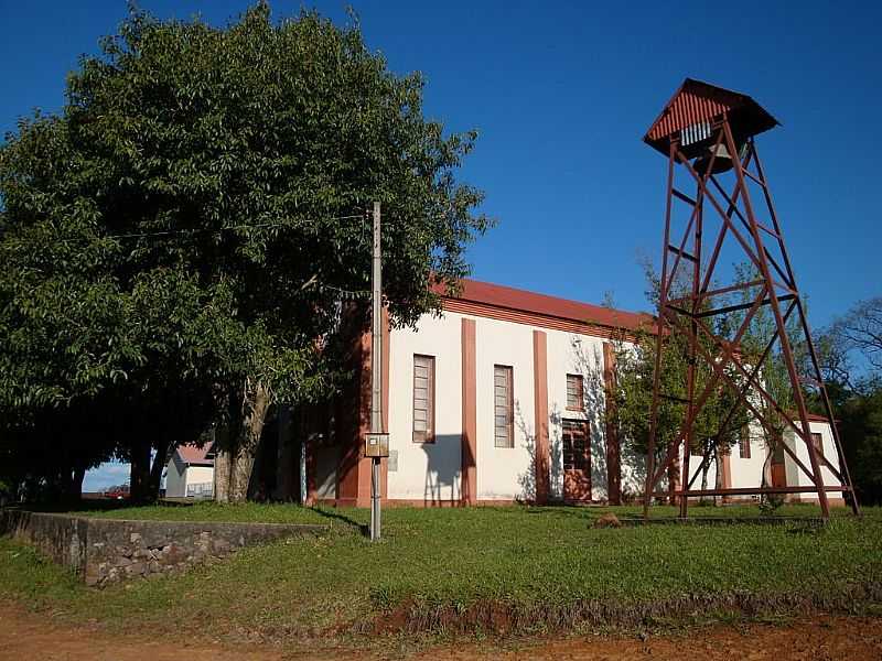 PORTO LUCENA-RS-IGREJA DA LINHA SANTA CATARINA-FOTO:FRANCISCO VIER - PORTO LUCENA - RS